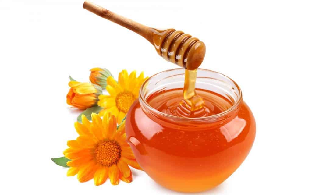 أطباء يحددون كمية العسل التي يسمح بتناولها في اليوم