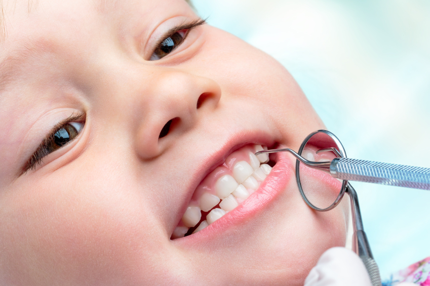 متى يكون ضعف الأسنان اللبنية خطراً؟