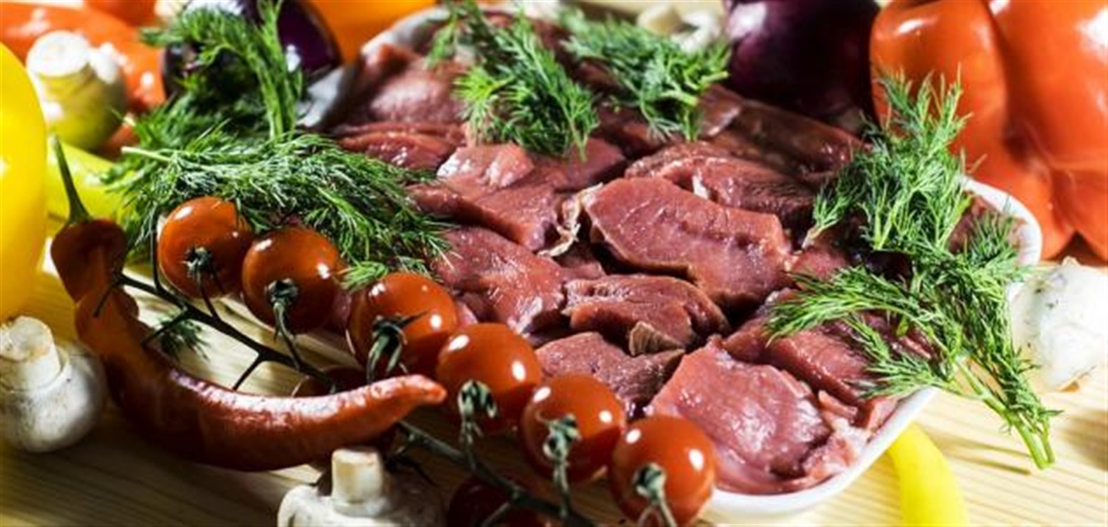 هل يتسبب لحم الماعز في رفع الكوليسترول؟