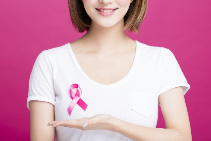 مسببات سرطان الثدي وسبل الوقاية منه في فعالية توعوية في الحديدة