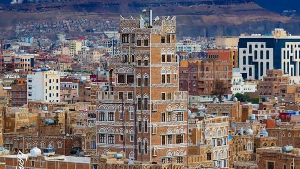 اليمنيون يلجأون للثقافة الشعبية ويسبقون دول العالم في اتخاذ هذه الإجراءات الصحية تجنباً لفيروس كورونا