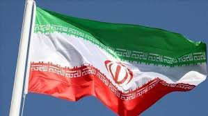 تهديد جديد ومرعب من إيران.. ودول المنطقة تغلق منافذها البرية والبحرية والجوية مع طهران
