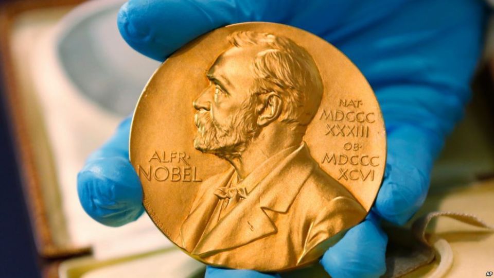 كورونا يأكل عشاء “نوبل” ويعود بالجائزة 3 عقود للوراء