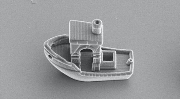 أصغر قارب في العالم لدراسة البكتيريا في سوائل الجسم