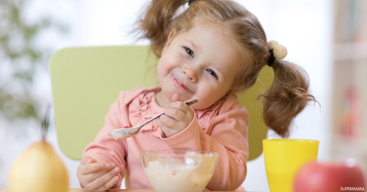 5 أطعمة مقوية للدماغ لدى الأطفال الرضع