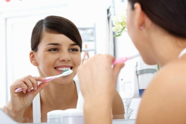 متى يجب عليك تغيير فرشاة الأسنان؟