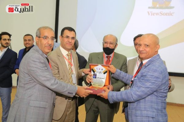 اختتام فعاليات المؤتمر العلمي الرابع لمركز القلب العسكري في صنعاء