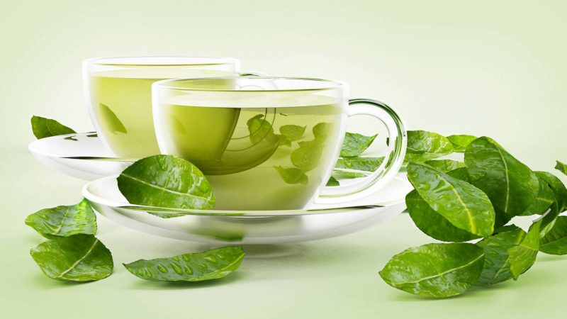 الشاي الأخضر وصحة الفم.. فوائد كثيرة وبعض المحاذير