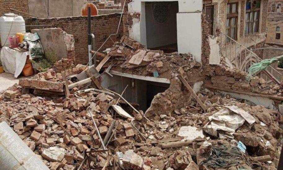 الأرصاد يحذر الأهالي من مخاطر متعلقة بالطقس واستمرار هطول الامطار